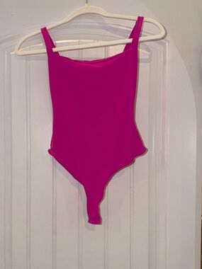 SKIMS Fits Everybody Square Neck Bodysuit in Pink (S)